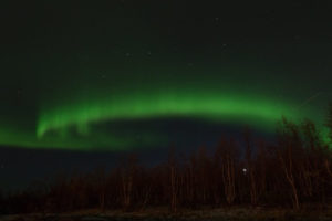 Auroras over Kiruna, Sweden (@travellchin)