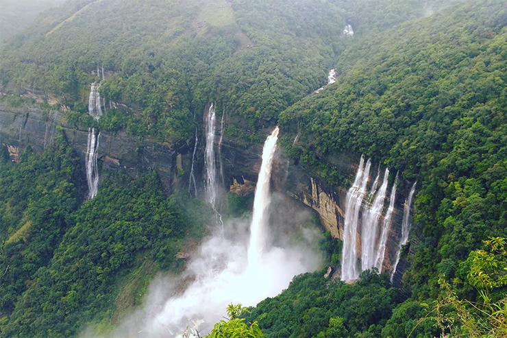 Nohkalikai falls and canyon in Meghalaya, India